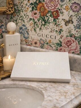 KYPRIS Shimmer Eyeshadow Palette Gold Aura Sun Glimmer 🎀 Beauty!